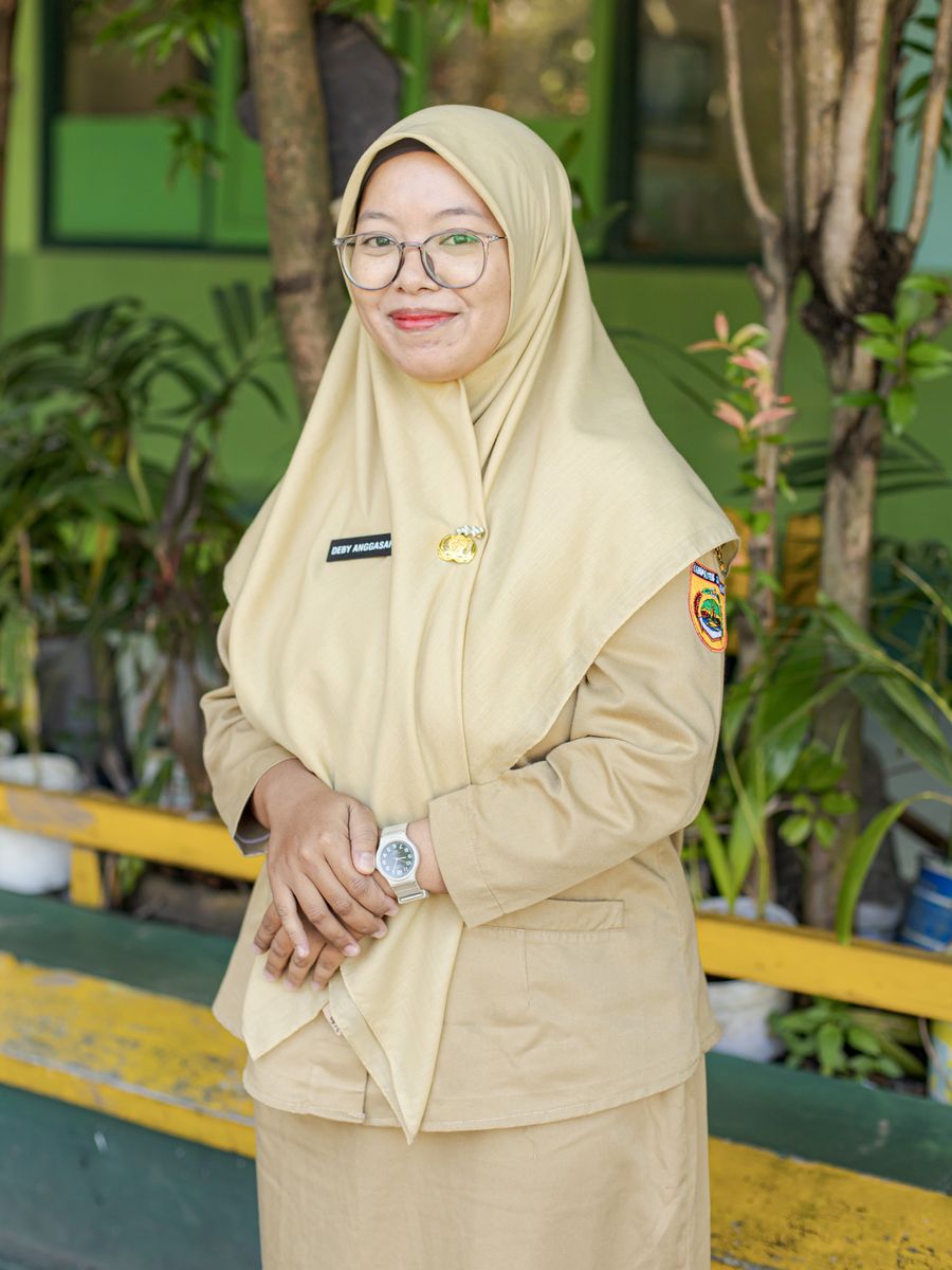 Foto Deby Anggasari, S.Pd